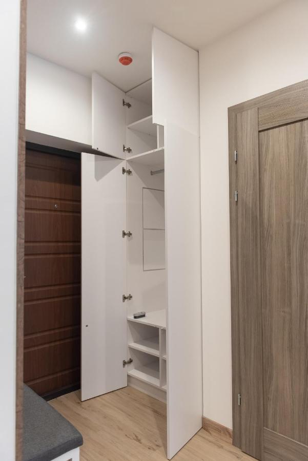 Dream Life Apartment Лвив Екстериор снимка